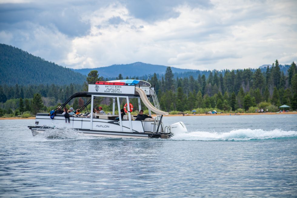 south-lake-tahoe-boat-rental-small (15)